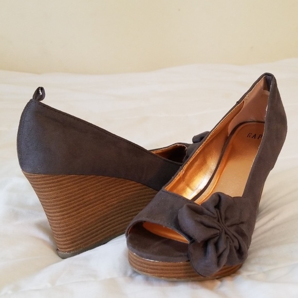 Women's GAP Wedge Heels - Picture 1 of 8